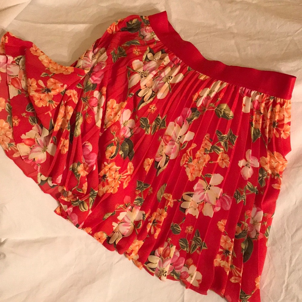 Slip on elastic band skirt